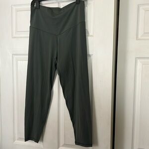 Aerie XL chill play move legging NWOT